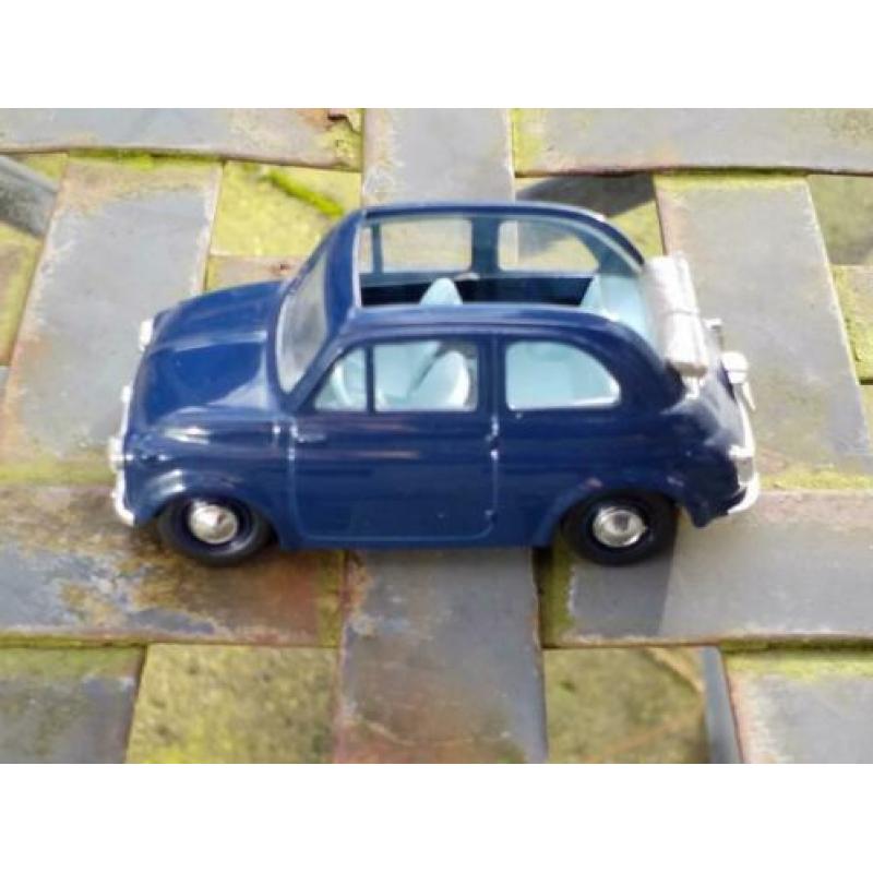 Fiat 500 1/43 VITESSE l-blauw interieur