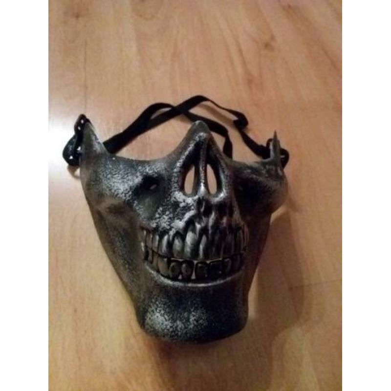 Masker zilver en goud