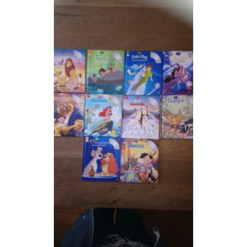 10 Disney boeken met luistercd's. Zo goed als nieuw