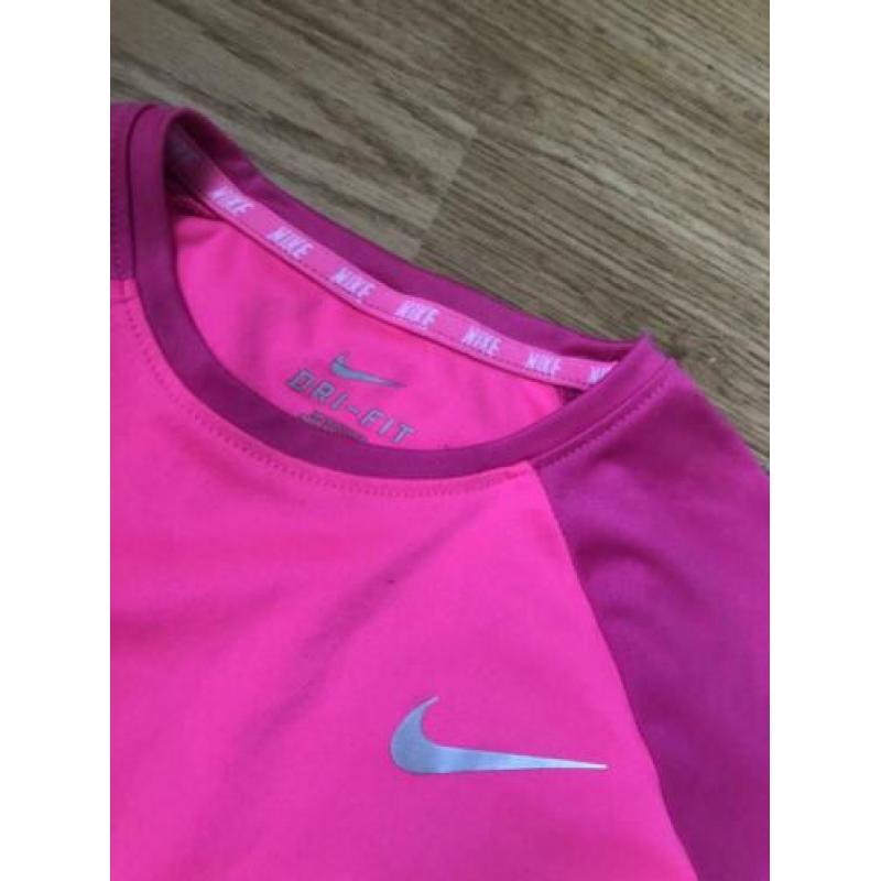 Nieuw Nike maat 146 T-shirt