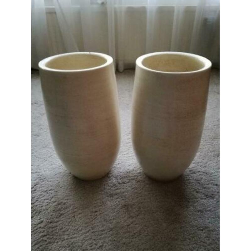 Twee vazen beige 35 cm