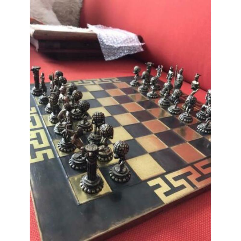 Te koop Grieks schaakspel