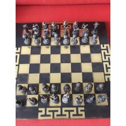 Te koop Grieks schaakspel