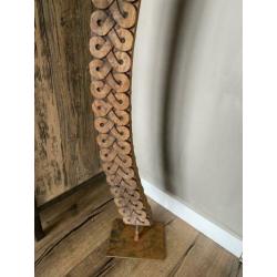 Oud houten ornament uit India