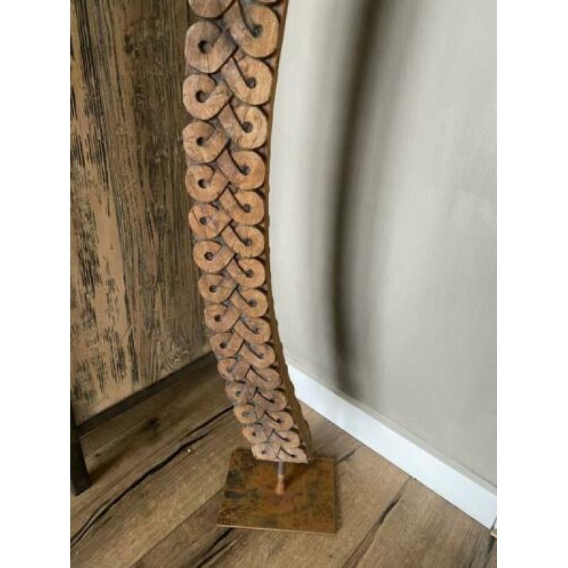 Oud houten ornament uit India