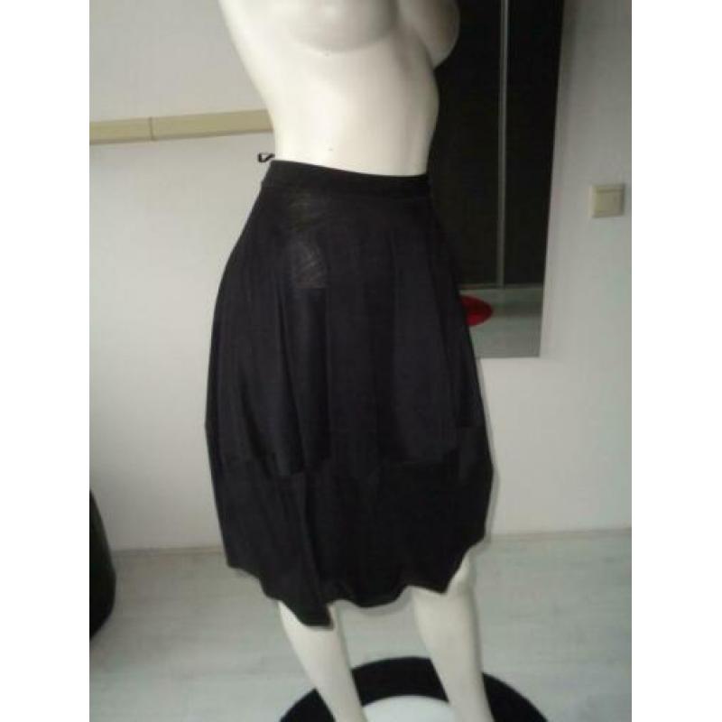 Mk47 CORA KEMPERMAN ZGAN APARTE SPORTIEVE VLOTTE ROK M/L