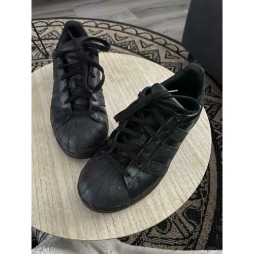Adidas superstar zwart. 38 1/2