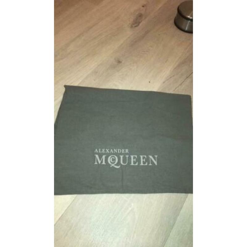 1:1 Alexander Mcqueen sneakers maat 41/42 zsm weg