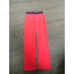 B. NOSY legging nieuwstaat mt 122 / 128 D15