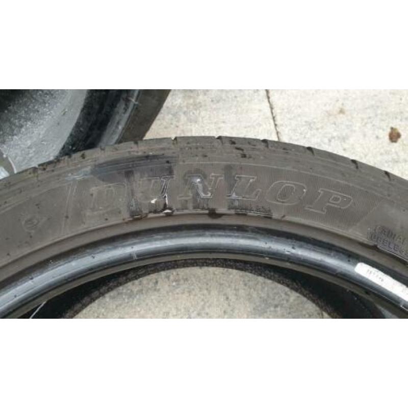 2 x Dunlop Sport Maxx GT 245-40-18