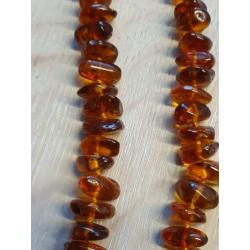Oude barnstenen ketting