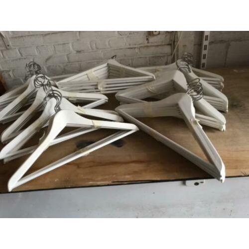 100 kleren hangers