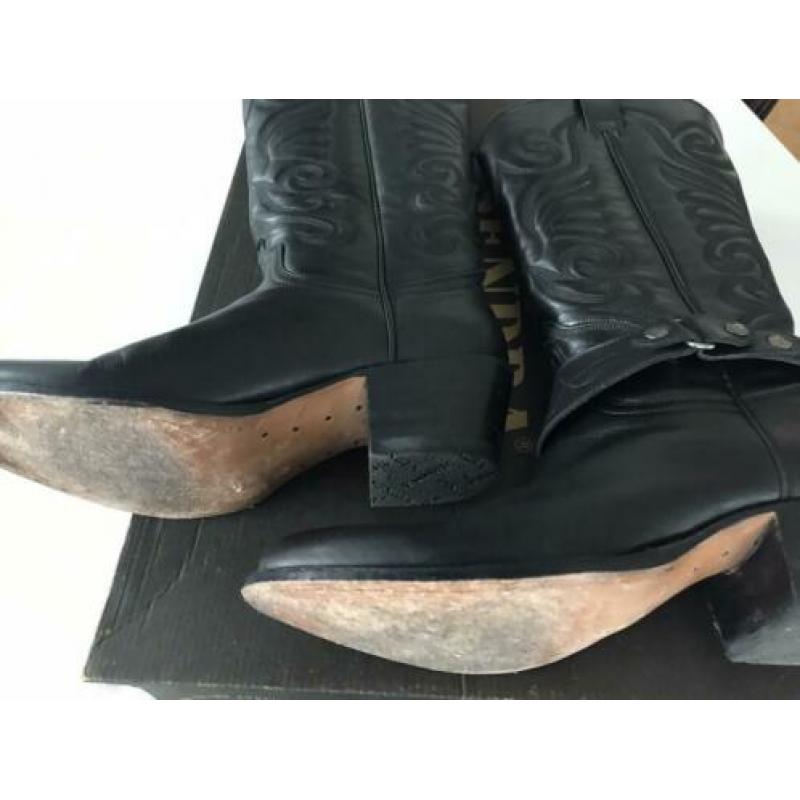 Sendra zwart 40