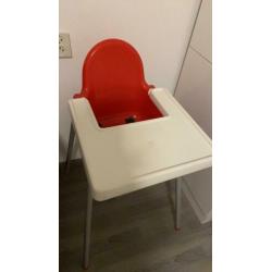 Ikea kinderstoel met blad in goede staat