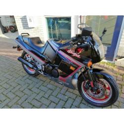 Kawasaki GPX600 rijdend of voor onderdelen keurige motor