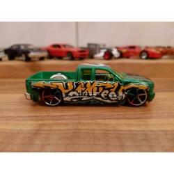 Hotwheels Chevy Silverado Groen