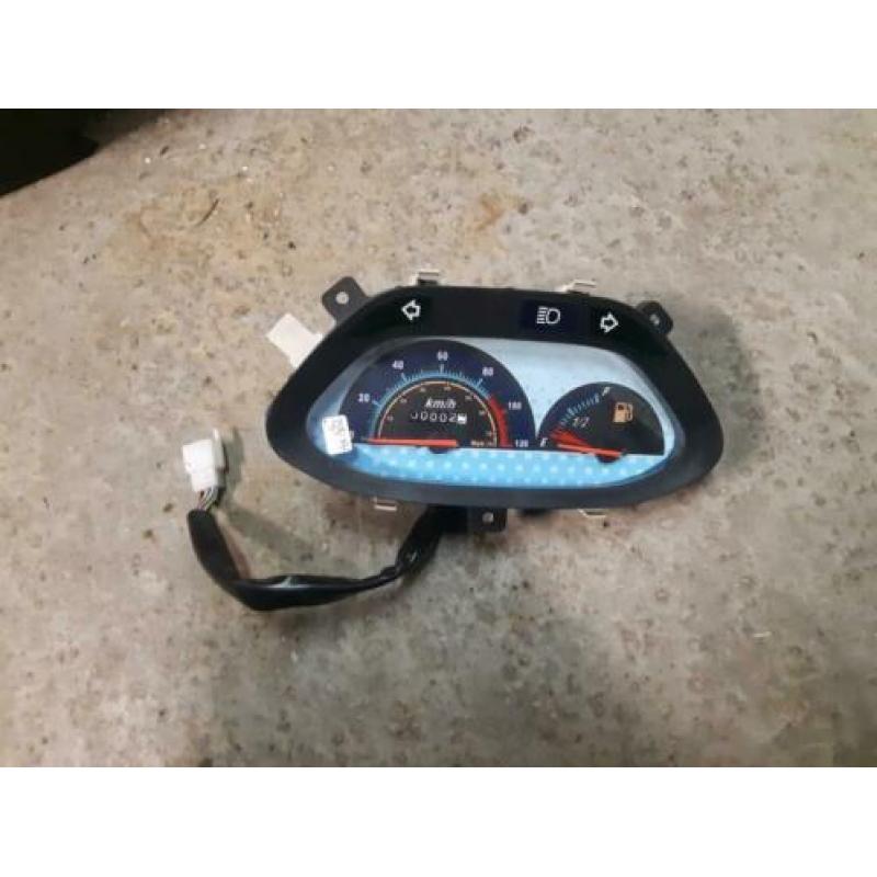 Kilometerteller NIEUW 0 km Baotian/Killerbee scooter 125 150