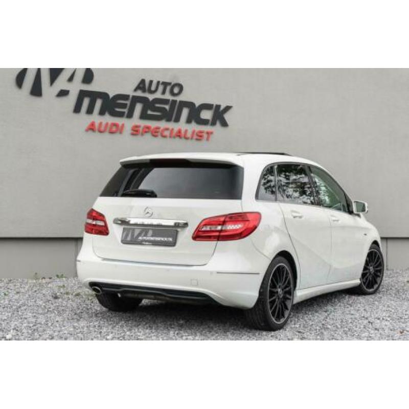 Mercedes-Benz B-Klasse 180 CDI Ambition / Navigatiesysteem/