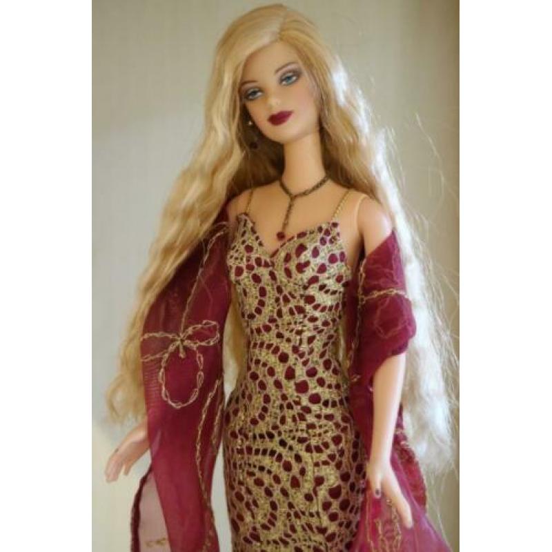 Barbie Bond girl van James Bond 007