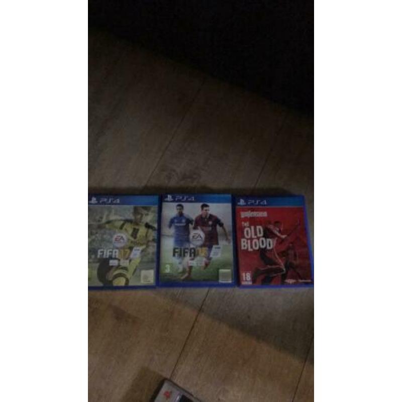 PlayStation 2 met 29 diverse spellen