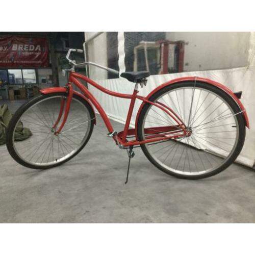 QU-AX monsterbike met 36inch wielen. Betreft demo-model