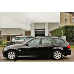 BMW 3-serie Touring 318i Business Line ,CLIMA, NAVI, LEDER,