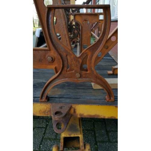 Salontafel onderstel gietijzer