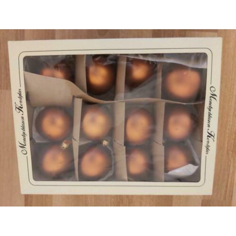 kerstballen + kerstversiering + kerstverlichting