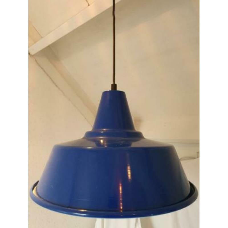 Antieke Vintage cobaltblauwe emaille hanglamp €20