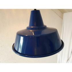 Antieke Vintage cobaltblauwe emaille hanglamp €20