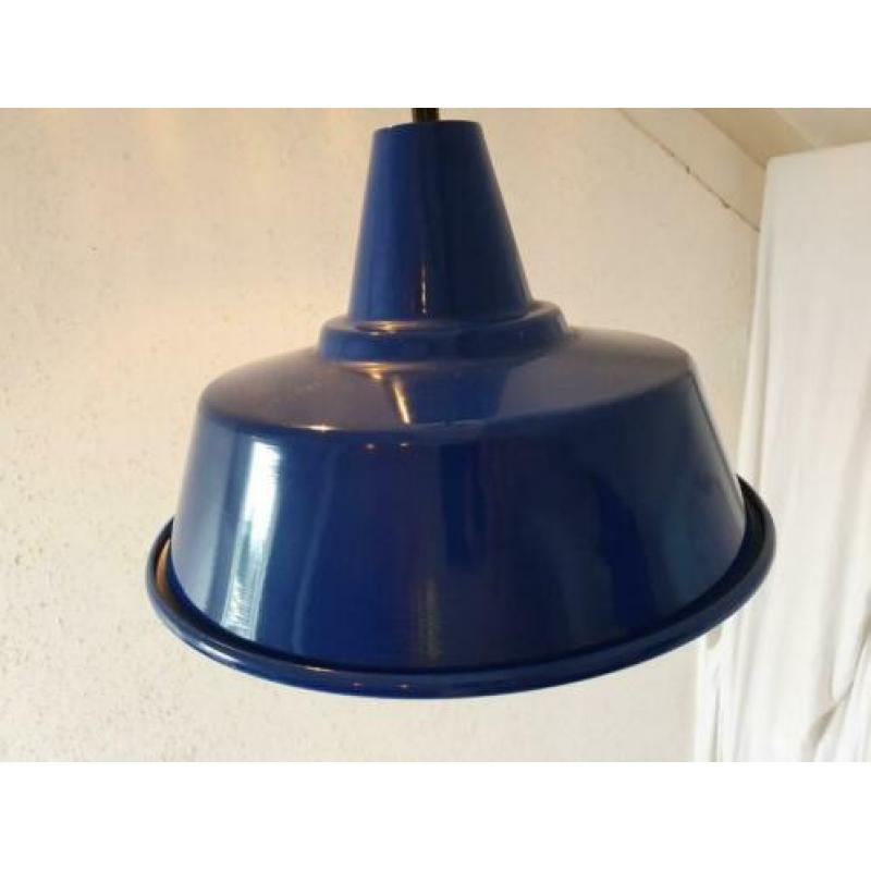 Antieke Vintage cobaltblauwe emaille hanglamp €20