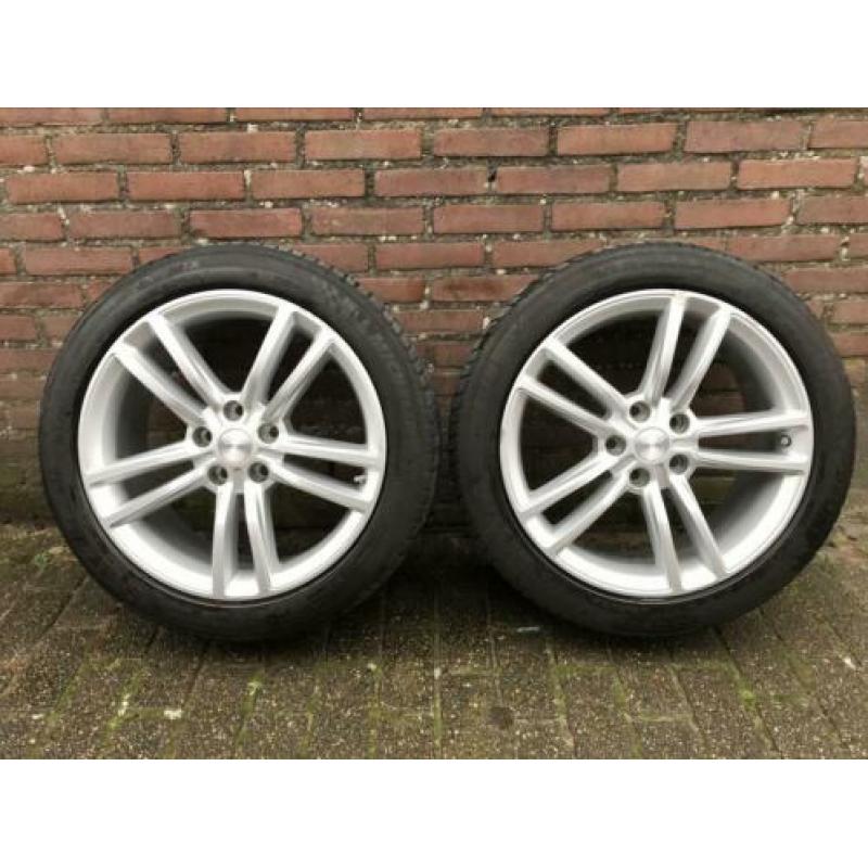 4 x originele 19” Tesla velgen incl TPMS en Michelin banden