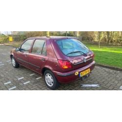 Mazda 121 1.25i GLX Automaat Stuurbekrachtiging