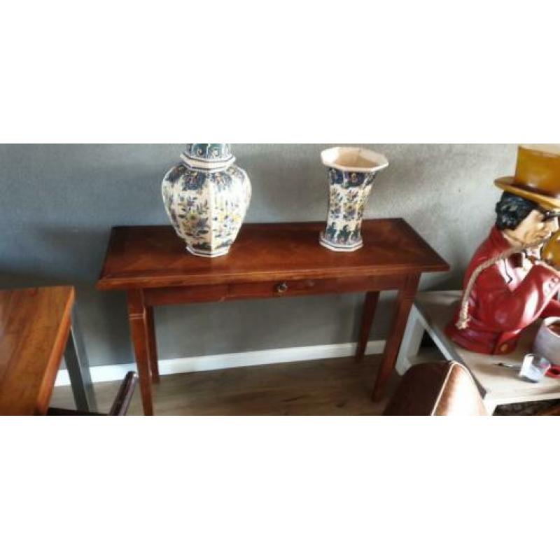 Teakhouten sidetable