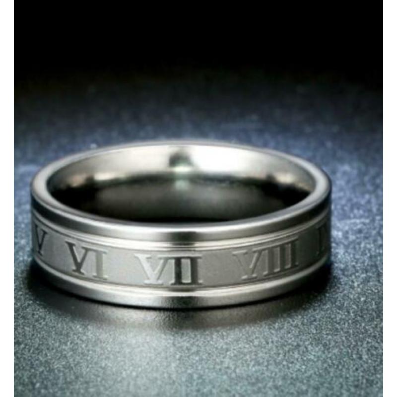 RVS Ring met Romeinse Cijfers Maat 18 Kleur Zilver Nieuw