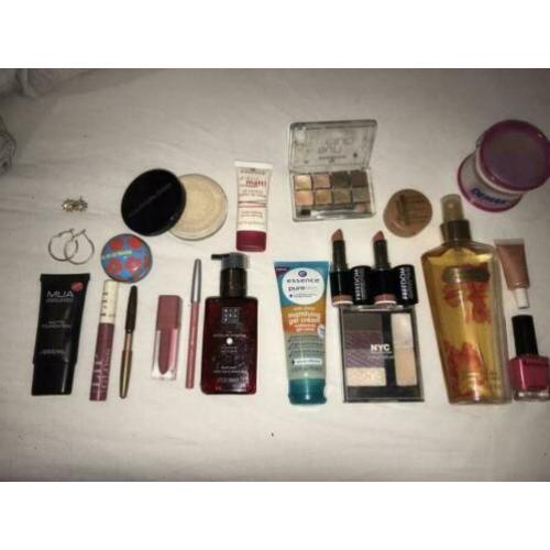 23-delig Makeup/Verzorgingspakket | NIEUW | met Rituals, MUA
