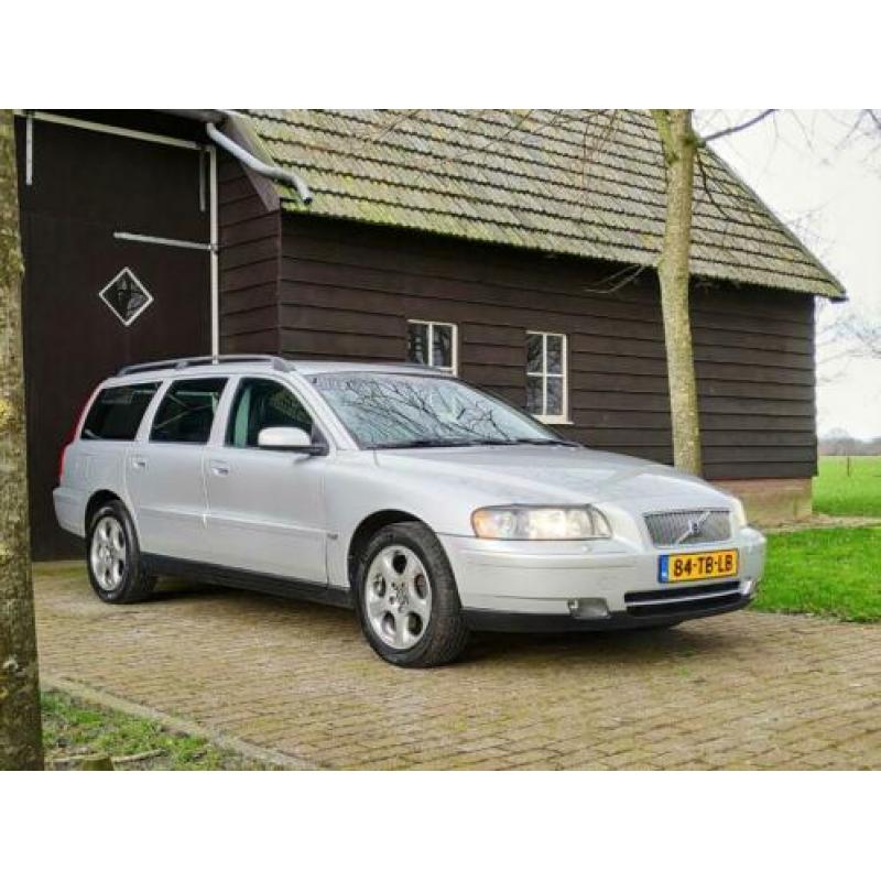 Volvo V70 2.4 140PK 2006 1e eigenaar, Dealer onderhouden