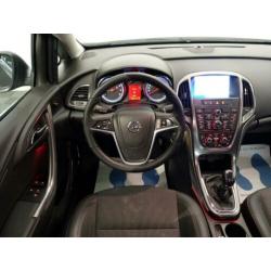 Opel Astra 1.4 COSMO , HLeer, Navi, ECC, LMV (bj 2011)