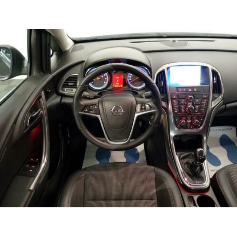 Opel Astra 1.4 COSMO , HLeer, Navi, ECC, LMV (bj 2011)