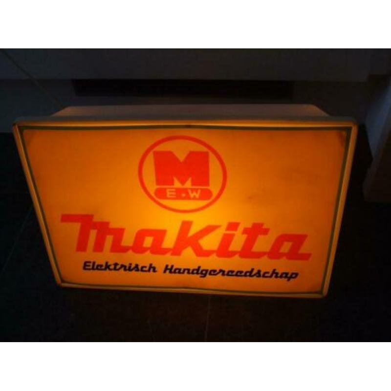 vintage lamp Makita oud gereedschap