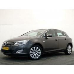 Opel Astra 1.4 COSMO , HLeer, Navi, ECC, LMV (bj 2011)