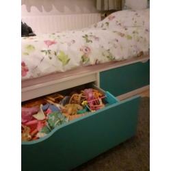 Ikea bed flaxa met lades
