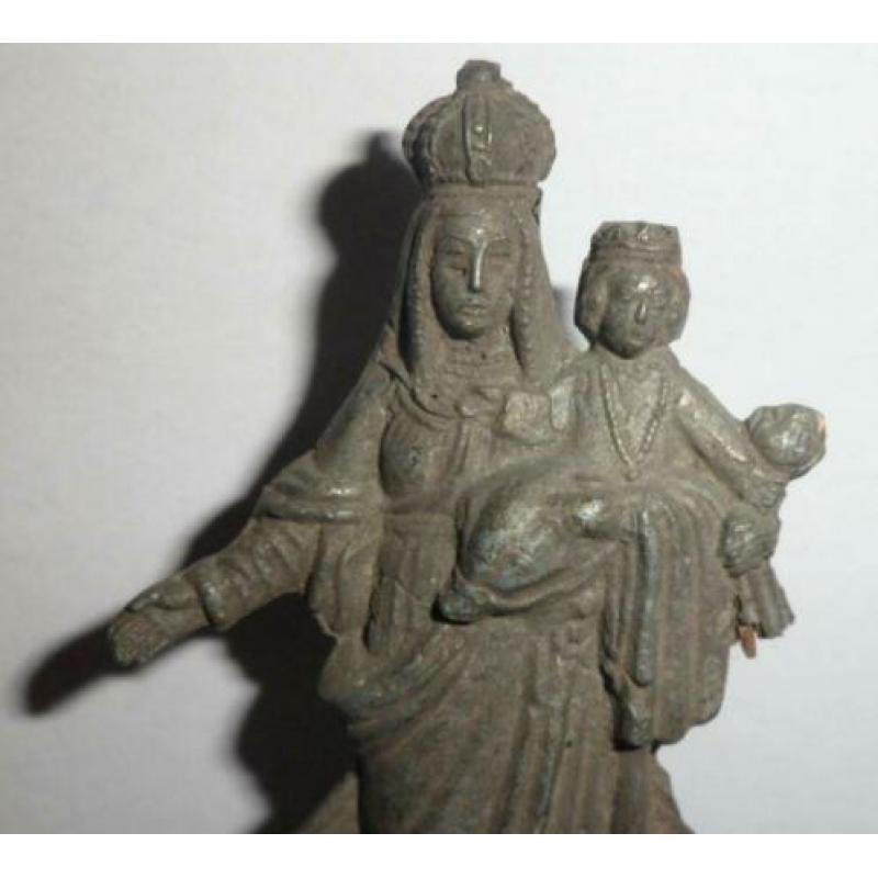 A18-15G bijzonder miniatuur Maria met kind Jezus