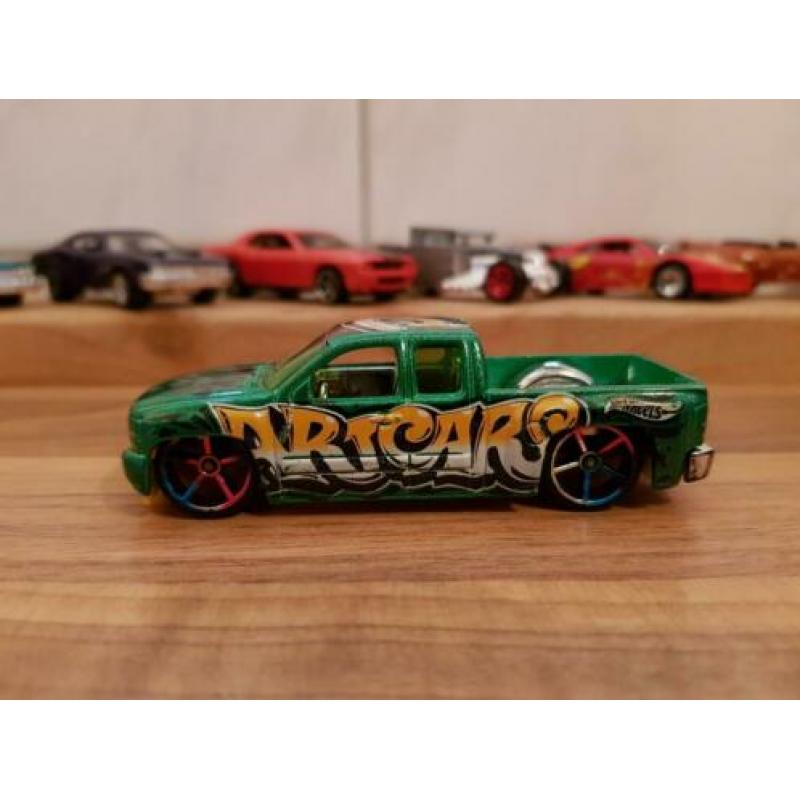 Hotwheels Chevy Silverado Groen