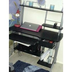 Zwarte bureau