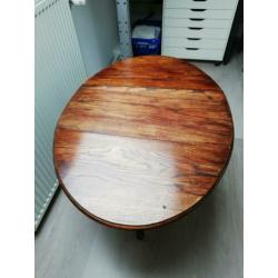 Mooie antieke tafel