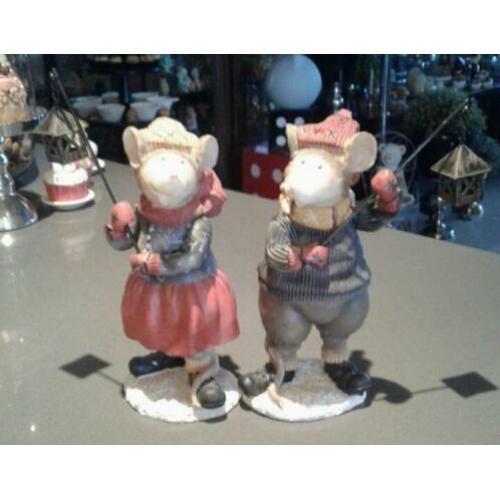 muizen beeldjes met lantaarn 2 stuks