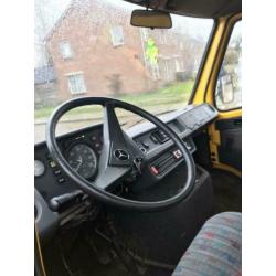 Mercedes 407 oprijwagen