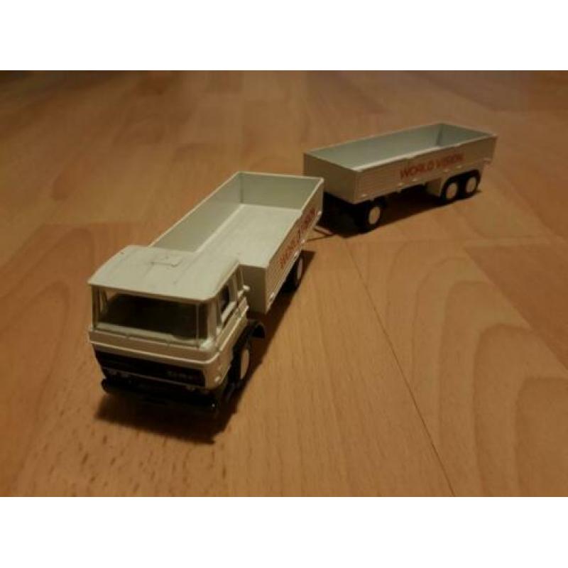 Daf 2500 combinatie WORLD VISION lion toys