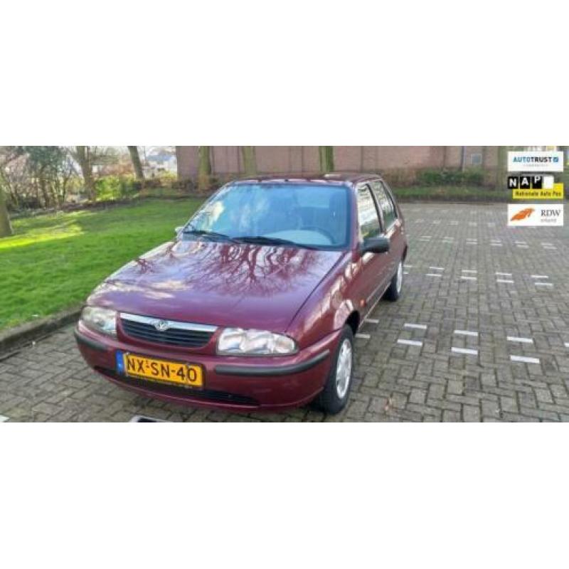 Mazda 121 1.25i GLX Automaat Stuurbekrachtiging
